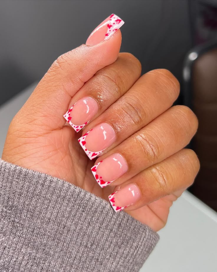 Minimal Girlie